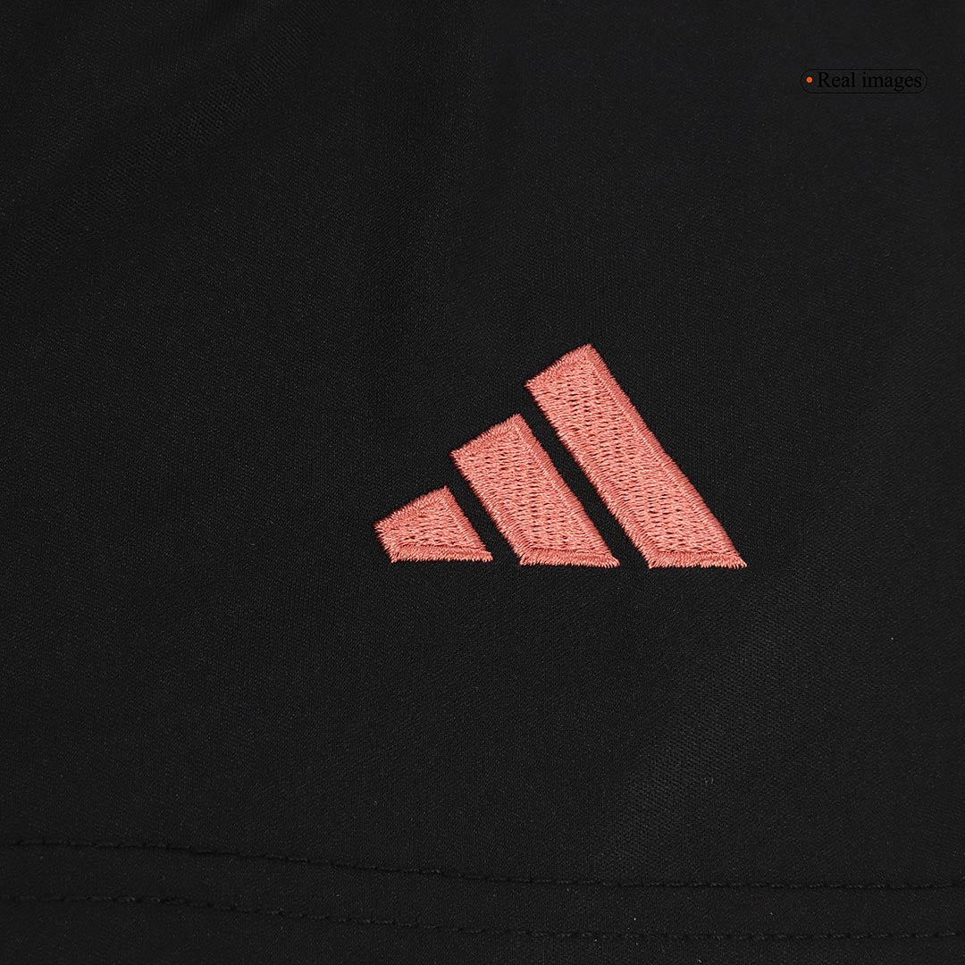 Bayern Munich Away Soccer Shorts 2024/25 footmaillots.fr