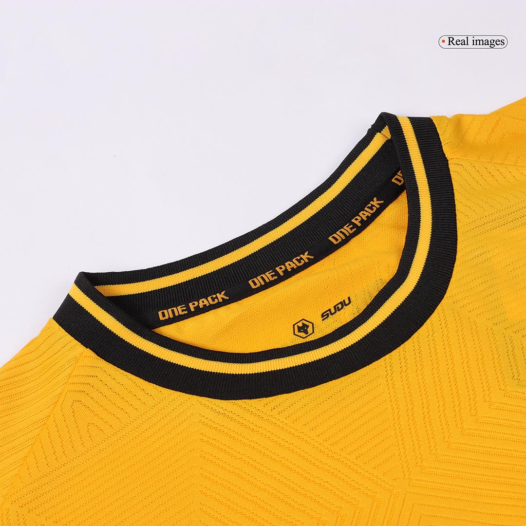 Wolverhampton Wanderers Home Soccer Jersey 2024/25 footmaillots.fr