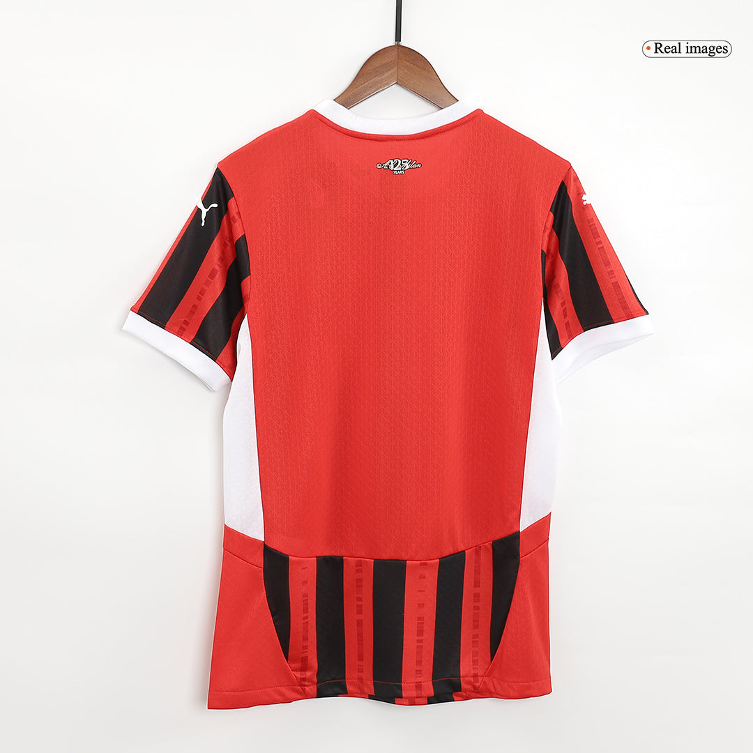 Player Version PULISIC #11 AC Milan Home Soccer Jersey 2024/25 footmaillots.fr
