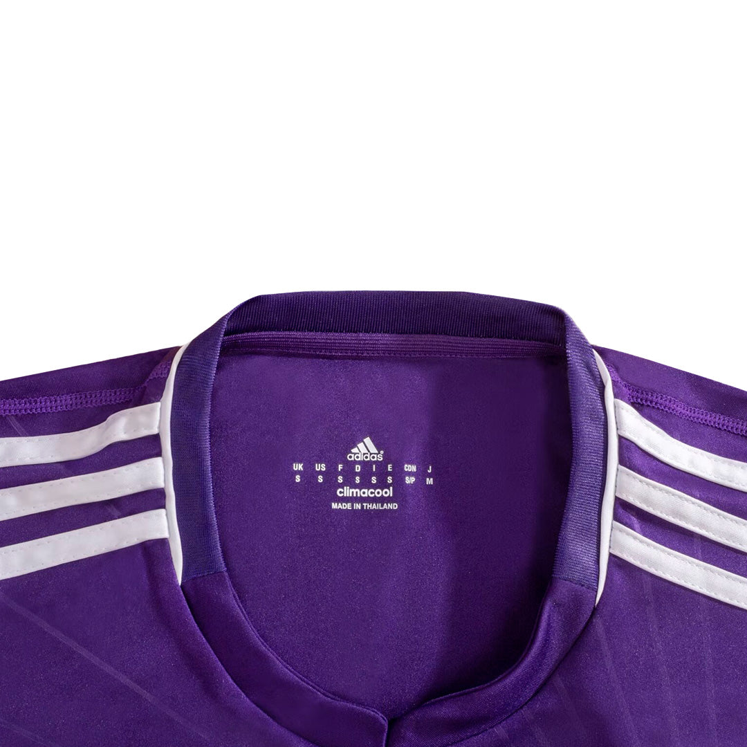 Retro 2010/11 Real Madrid Third Away  Soccer Jersey footmaillots.fr