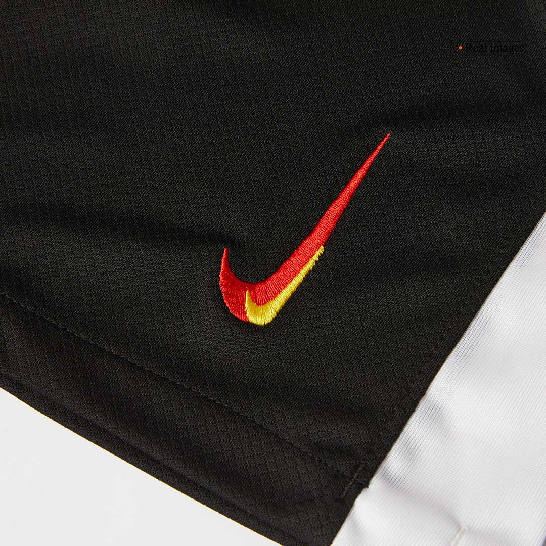 Liverpool Third Away Soccer Shorts 2024/25 footmaillots.fr