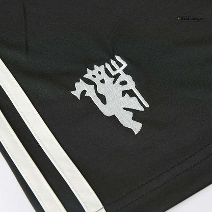 Manchester United Third Away Soccer Shorts 2024/25 footmaillots.fr