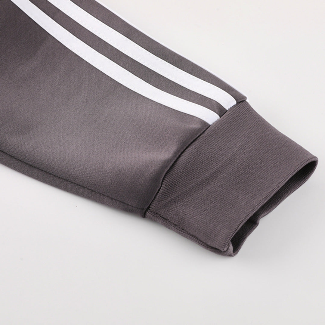 Real Madrid Training Jacket 2024/25 footmaillots.fr